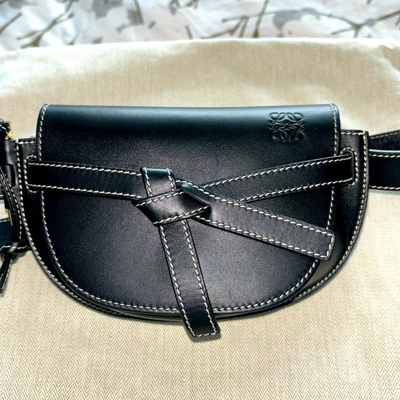 Loewe Handbags - Loewe Leather Belt bag in Black